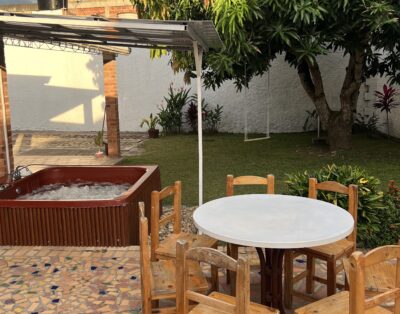Casa en Anapoima Centro con Jacuzzi Privado